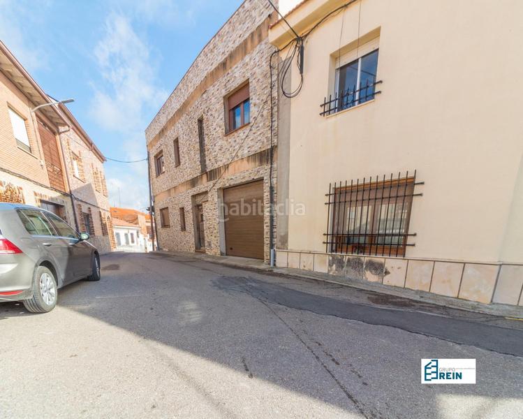 Foto 4349736f-dd70-437d-93ae-3b88bc9cbab2. Chalet casa de 2 plantas . en Añover de Tajo