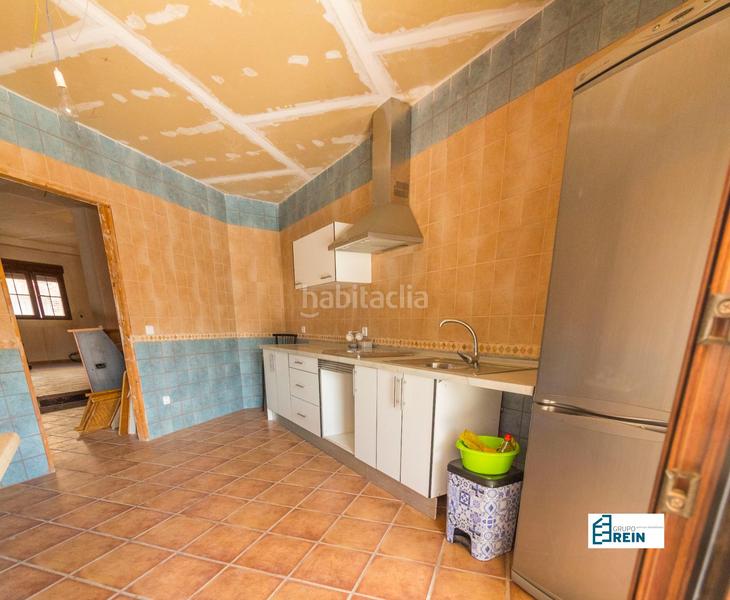 Foto 4605ca2a-7b36-4354-aeeb-faa1b26e32a0. Chalet casa de 2 plantas . en Añover de Tajo