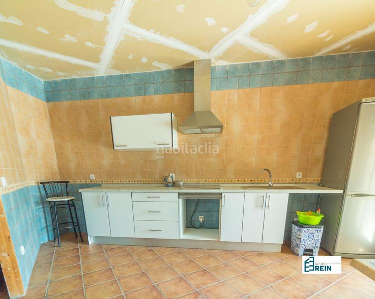 Foto 56901e0f-8bc0-4843-9bb2-03d107f09717. Chalet casa de 2 plantas . en Añover de Tajo