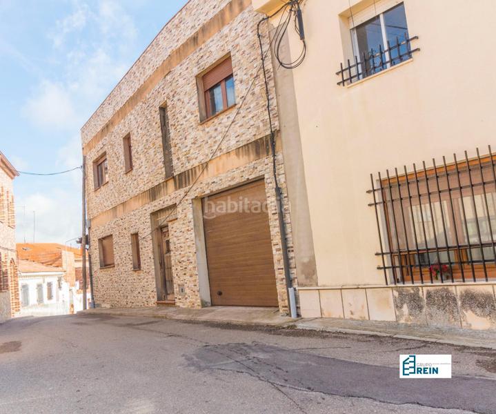 Foto 585897dc-4e1c-43e2-bf17-030679bd1ef3. Chalet casa de 2 plantas . en Añover de Tajo