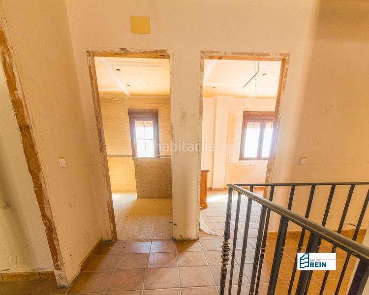 Foto a9313679-3f71-45f6-9477-ad377d2c45cf. Chalet casa de 2 plantas . en Añover de Tajo