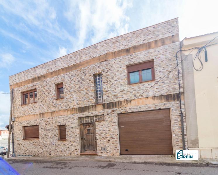 Foto c6cadaea-1a08-47ec-8308-d1cf54cba371. Chalet casa de 2 plantas . en Añover de Tajo