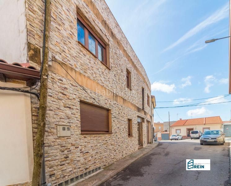 Foto ef739177-1f74-4b8d-8947-8b701772dd98. Chalet casa de 2 plantas . en Añover de Tajo