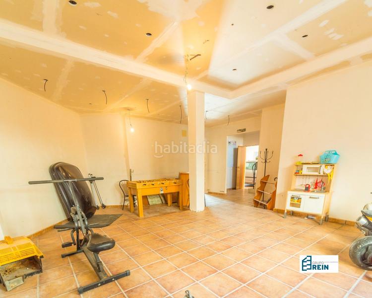 Foto f52ce193-e35e-4538-8933-ebe4e85d5df9. Chalet casa de 2 plantas . en Añover de Tajo