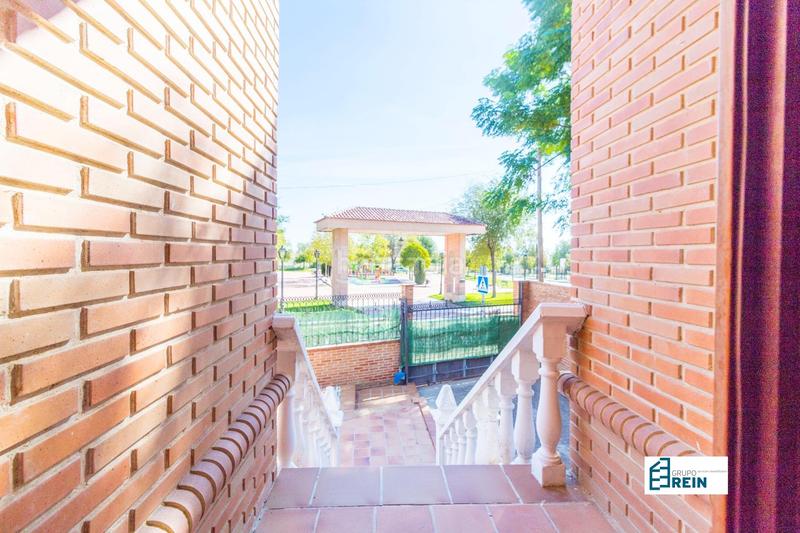 Foto 70b2fee7-e7c9-47dd-af5c-2b48807a5447. Chalet dans calle carmen 42 dans Yuncler