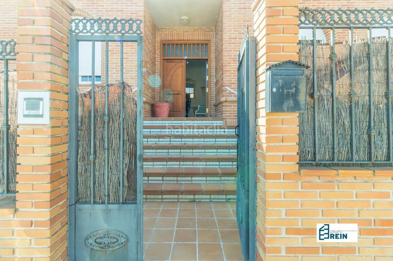 Foto 710bb53a-9881-4935-8a65-d2efbc64a541. Chalet dans calle carmen 42 dans Yuncler