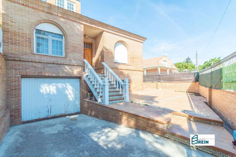 Foto b04c0f32-f8fa-4219-97b8-4324c4a4c19f. Chalet dans calle carmen 42 dans Yuncler