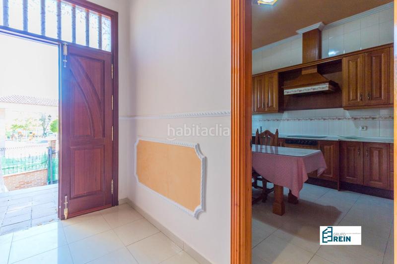Foto bcb67795-3a54-4c92-84a9-34fd6ac31891. Chalet dans calle carmen 42 dans Yuncler