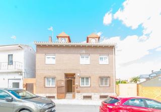Haus  Prim. Casa de 4 plantas  patio parcela de 66 m2 en añover de tajo tole