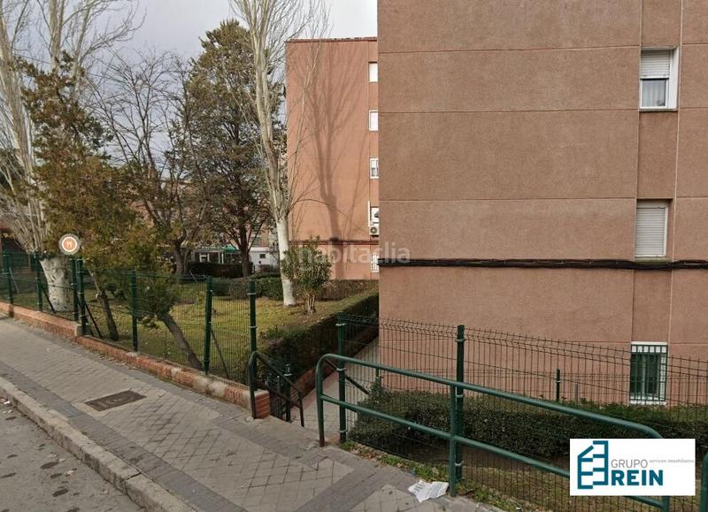 Foto 351db288-2506-43b2-b6d0-e7661f95624d. Local comercial precioso local convertido en apartamento de dos habitaciones en Madrid