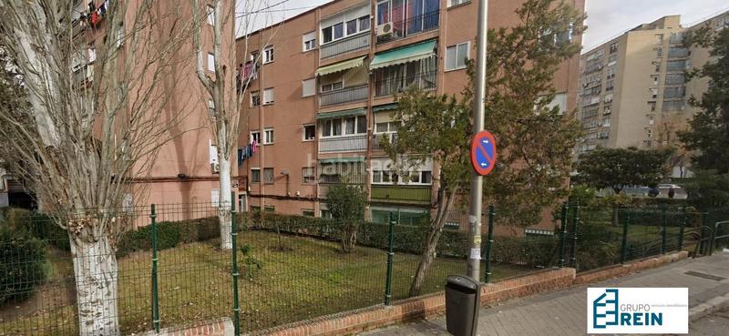 Foto 623e8d2e-30cc-4a02-8b85-d74ba5ffa874. Local comercial precioso local convertido en apartamento de dos habitaciones en Madrid