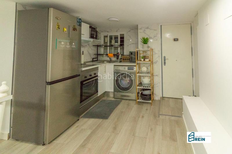 Foto c6ae015d-6725-4d77-abe9-fb47bbaafe54. Local comercial precioso local convertido en apartamento de dos habitaciones en Madrid