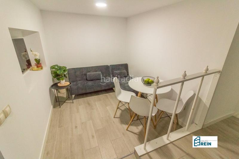 Foto ef1490fc-5ad6-433f-ac4f-311e5fafe57d. Local comercial precioso local convertido en apartamento de dos habitaciones en Madrid