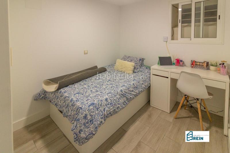 Foto fe37cee7-56d5-4824-a57c-566dd4489c37. Local comercial precioso local convertido en apartamento de dos habitaciones en Madrid