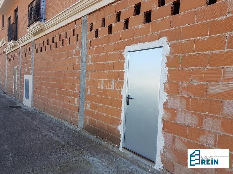 Foto 0cc4b675-c82b-4b27-a34a-bc7493439f02. Local commercial dans calle dulcinea 11 dans Recas