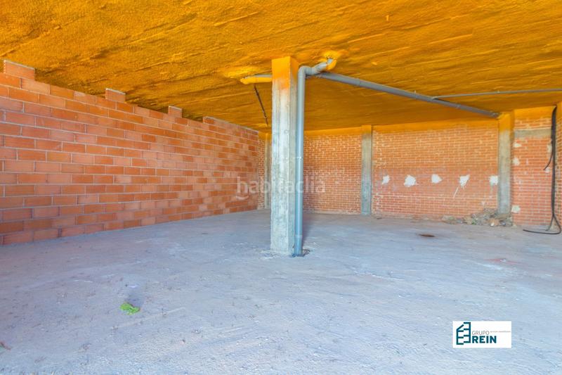 Foto e86383c4-398d-443b-8495-c3436cebdd4e. Local commercial dans calle dulcinea 11 dans Recas