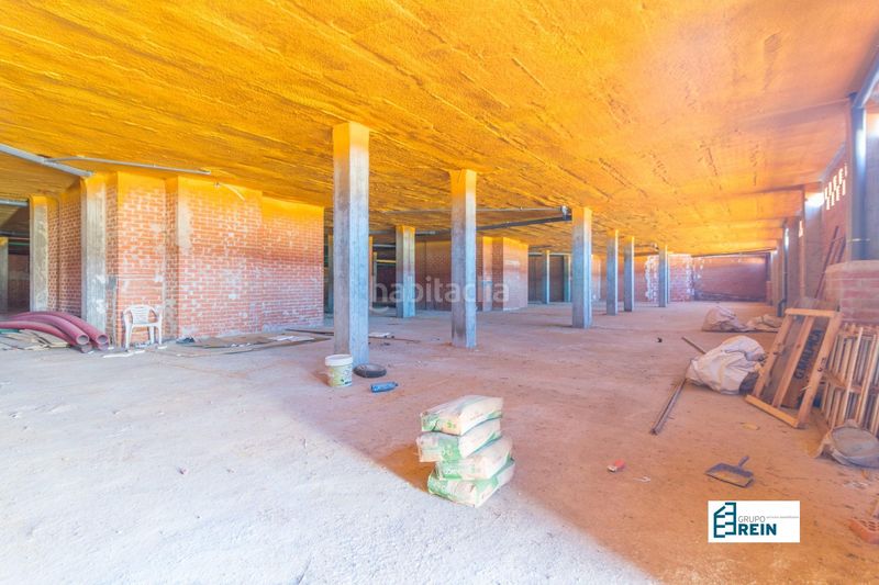 Foto 502aa998-46e7-4f31-ad5a-8cbe30d15197. Geschäftsraum in calle dulcinea 11 in Recas