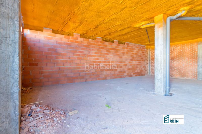 Foto f17e2161-cb6b-4ee2-bfd3-9d99820679a5. Geschäftsraum in calle dulcinea 11 in Recas