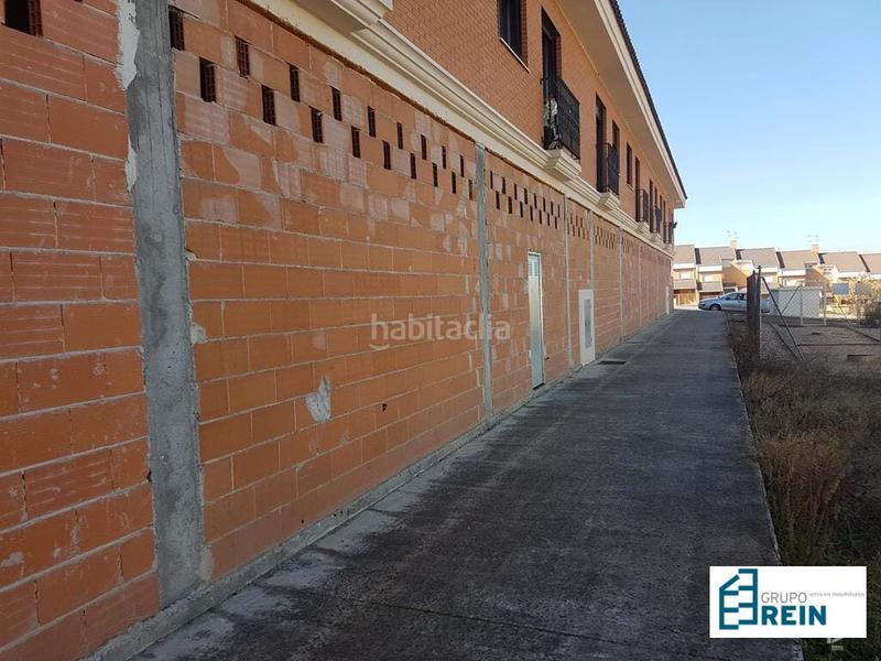 Foto 1092d323-0cd0-4409-b6b5-6065b1a576e1. Local comercial a calle dulcinea 11 a Recas