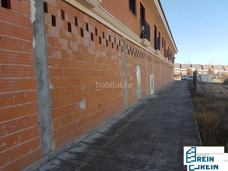 Foto 158ca35b-7517-4bcd-a13b-1d1f844a8ee3. Local comercial a calle dulcinea 11 a Recas