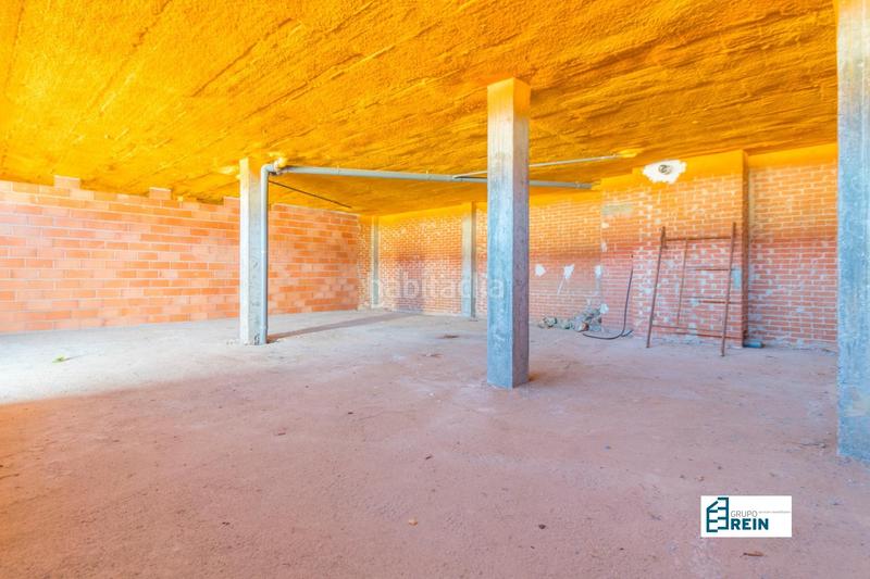 Foto 6749ca6b-8ceb-48f4-814c-f2cca000c440. Local comercial a calle dulcinea 11 a Recas