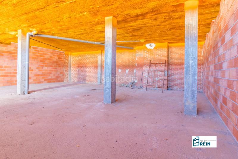 Foto ab3a09f2-cf83-459e-89c2-51e3143cdbe7. Local comercial a calle dulcinea 11 a Recas