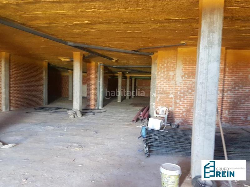 Foto c76f1fb7-84bc-4808-9c8d-7109347d4b5e. Local comercial a calle dulcinea 11 a Recas