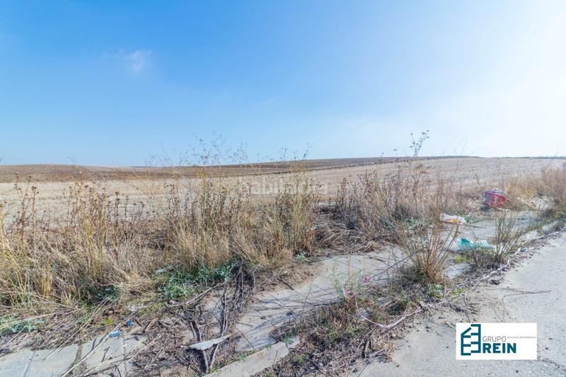 Foto c23b80c0-816d-438c-b158-6bd21ee6f957. Terreny residencial a Yunclillos