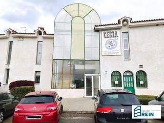 Local commercial à Calle atenas 1. Local comercial de 64 m2 en torres de la alameda