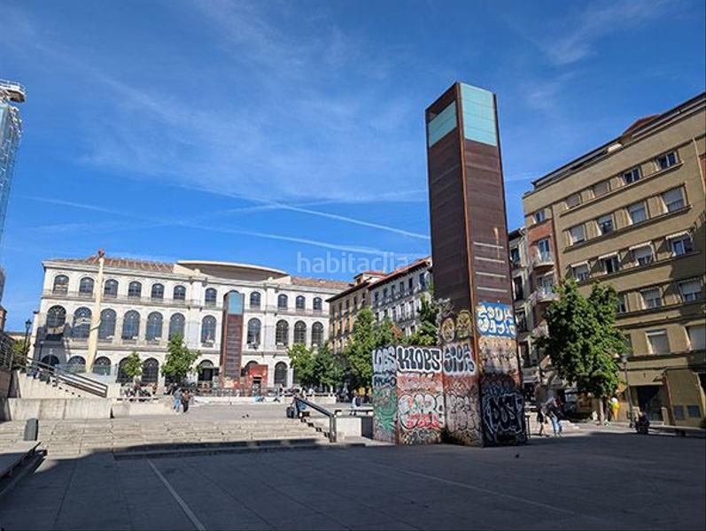 Foto ef83f4ea-ae3c-4d6d-bcf2-a4ebefb067ab. Local comercial a Embajadores-Lavapiés Madrid
