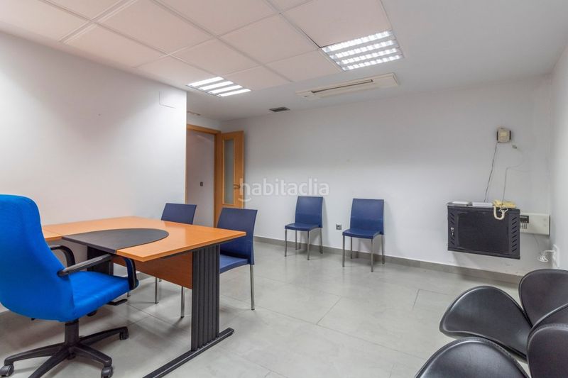 Foto bc7734fc-575b-4aad-97a2-b5dd83eba05e. Miete büro in generalisimo 2 in Recas