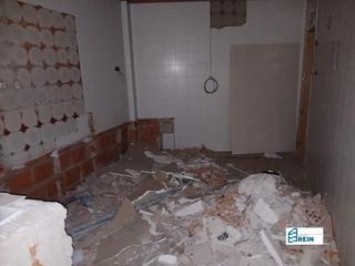 Local commercial à Yeles. Local comercial en yeles toledo.