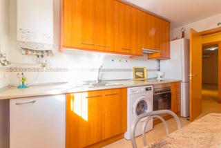 Location Appartement  C/ lavaderos 12