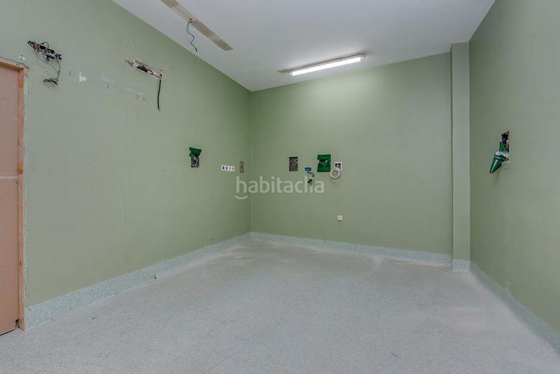 Foto 43db86c9-013b-487e-9329-4888741b7bfb. Local comercial a calle polvoranca 9 a San Isidro Getafe