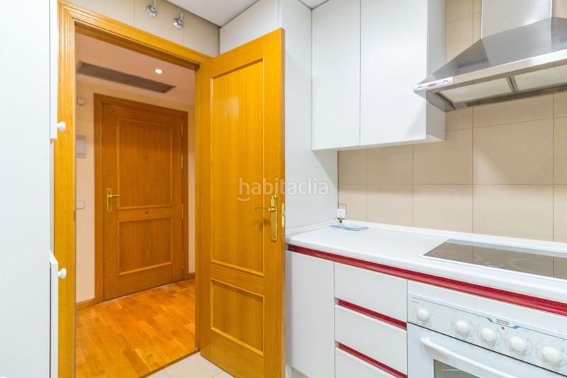 Foto e6577678-842d-43f4-8e6a-21aee17b91b0. Pis a calle de raimundo fernández villaverde 43 a Madrid