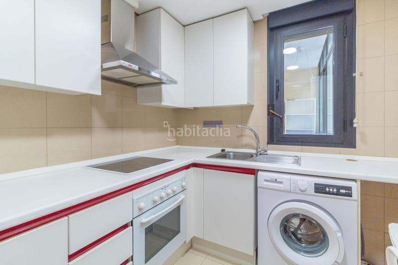 Foto fad93910-2ee2-4769-923c-b568c98d3383. Pis a calle de raimundo fernández villaverde 43 a Madrid