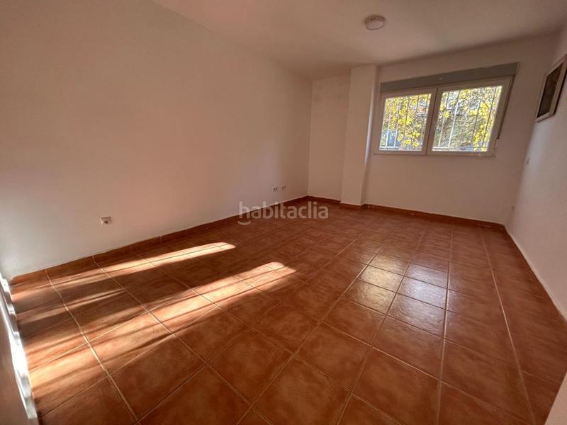 Foto 861ca55e-0a1a-4b29-8a11-acc8c5a3c9c3. Flat in barrio estación 18 in Yeles