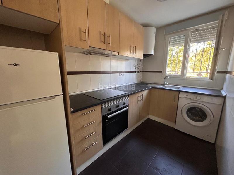 Foto 9befc139-e87a-431c-b9e4-040fa9842145. Flat in barrio estación 18 in Yeles