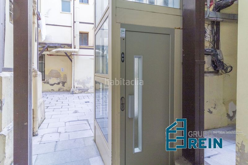 Foto f0c653fb-6ee4-4044-b27e-5d6509e91b41. Pis amb calefacció a Universidad-Malasaña Madrid