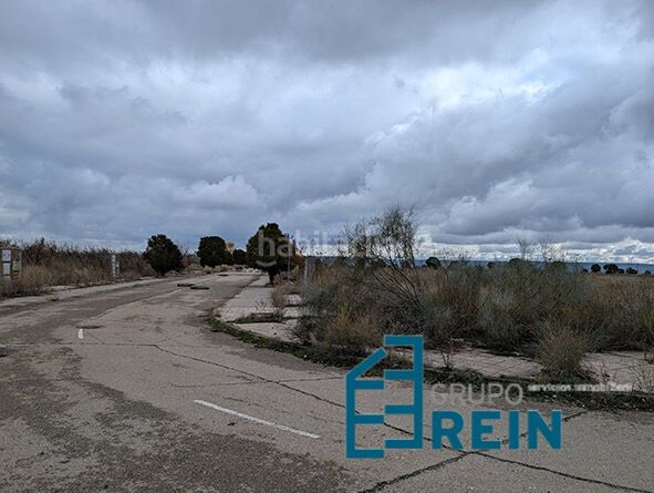 Foto d05ce808-cf8e-4dea-b60f-23c722085467. Terreny residencial a Quer