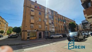 Pis a Calle de Salasierra