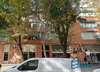 Appartamento in Calle cristo de la victoria 105. Vivienda piso en madrid  usera en venta por 209.500