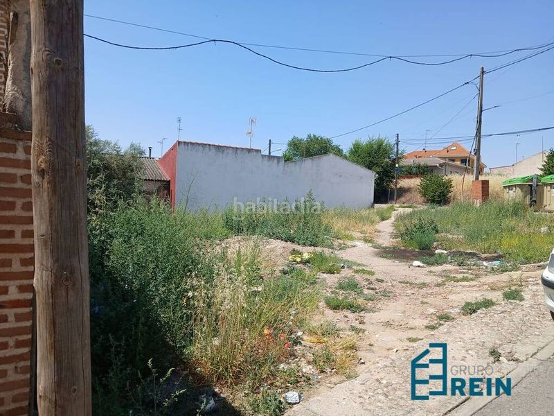 Foto 2c51916b-6f10-4cc2-8ab0-3f96884c19bf. Terreny residencial a calle lominchar 18 a Recas