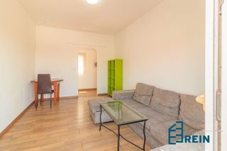 Etagenwohnung  Yunclillos 13. Piso de 2 dormitorios en el centro de recas toledo.