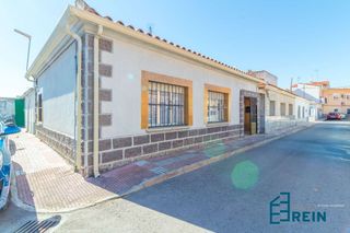 Haus  Calle goya 12. Casa independiente en una sola planta en calle goya, mocejón tol