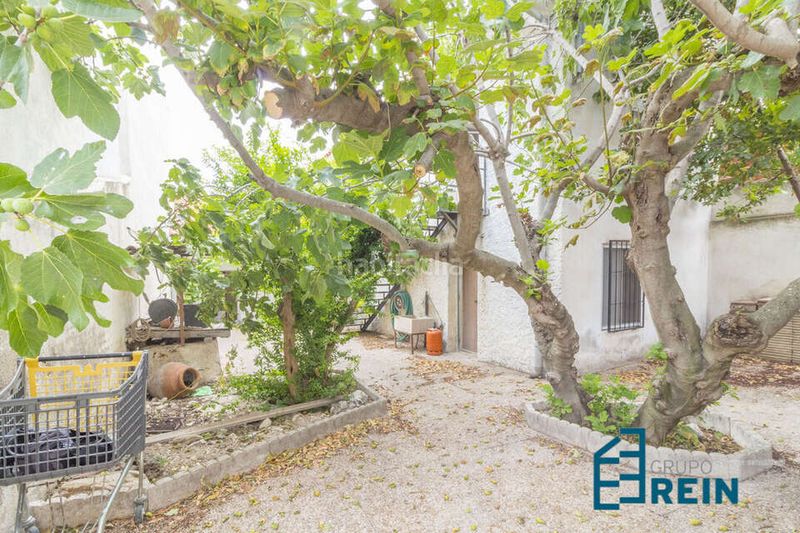 Foto e9fa9bcb-2468-4448-bc00-4662b515f40d. Casa a Recas