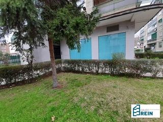 Local Comercial a Calle de Zaida 26