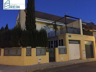 Xalet a Yuncler. Gran oportunidad chalet en la mejor zona de yuncler