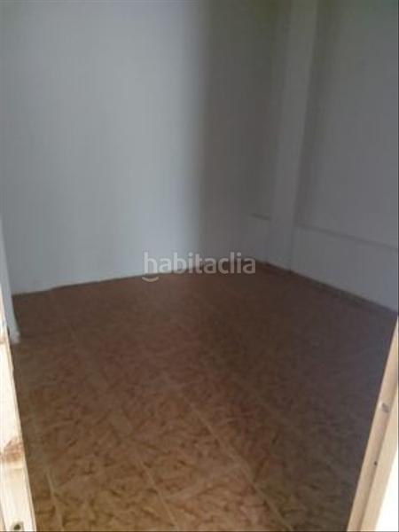 Foto 0bc56381-4e48-4ace-bb0f-8190d3af4824. Local comercial a Yuncos