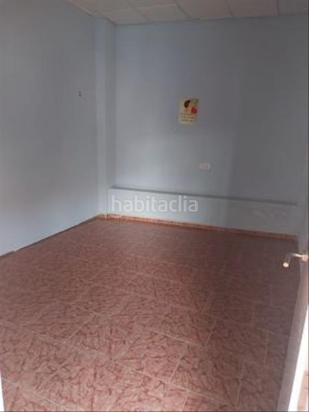 Foto a8aa7261-71c6-4e90-950d-c24f0d35ce29. Local comercial a Yuncos